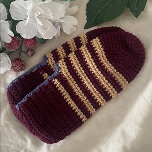 NWOT: Hand Knit Slippers - Brown & Beige 🧦 Unisex • New